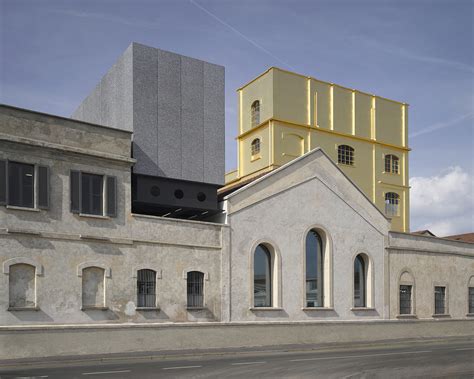 propietà fondazione prada|prada rem koolhaas.